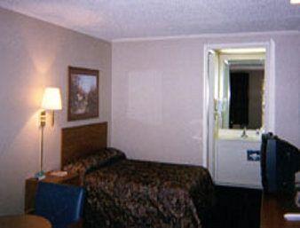 Knights Inn Florence/Cincinnati South Δωμάτιο φωτογραφία