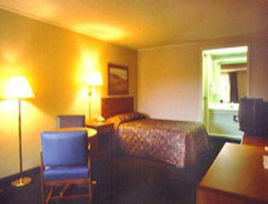 Knights Inn Florence/Cincinnati South Δωμάτιο φωτογραφία